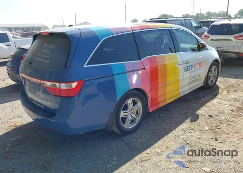 2013 Honda Odyssey Touring/Touring Elite from USA, damaged, VIN 5FNRL5H99DB051745